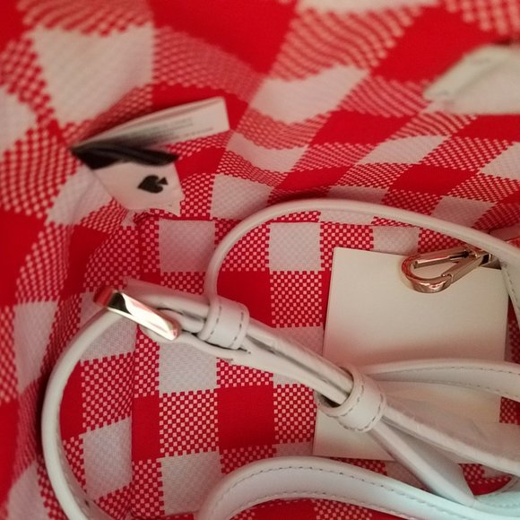 MAKE AN OFFER  Kate Spade Wicker Picnic Basket Strawberry White - Picture 11 of 13